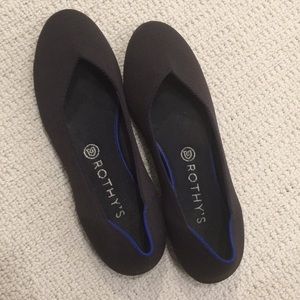 Rothys Black round toe ballet flat